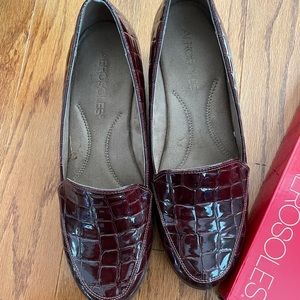 Gently worn Aersoles wedge loafers!